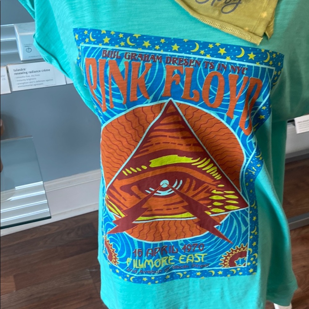 Pink Floyd tee